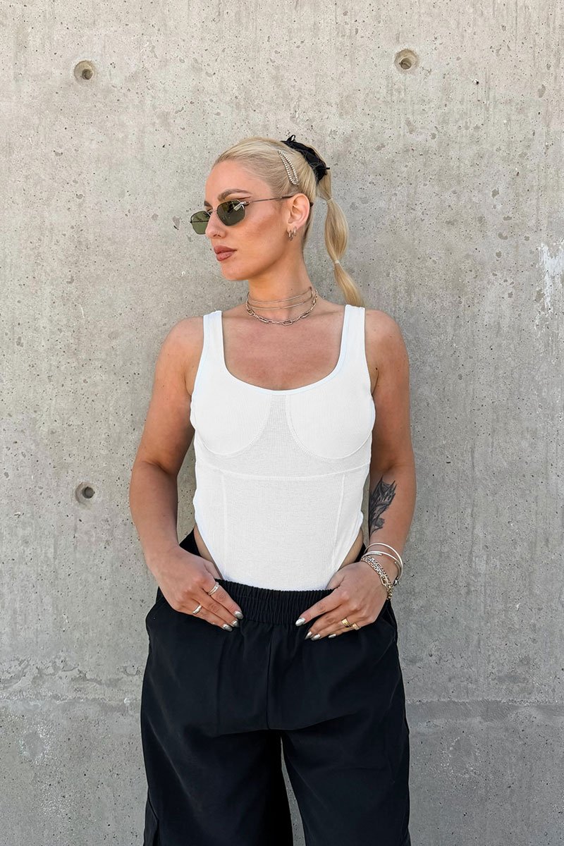 Off White Kormaki Gynaikeio, White Cream